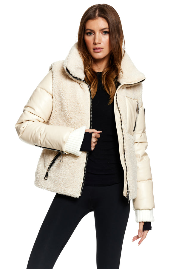 Padded jacket with hood and faux fur collar | Alcott | Women's Jackets
